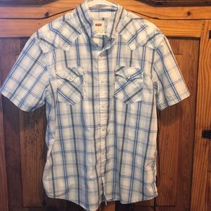 Levi’s pearl snap